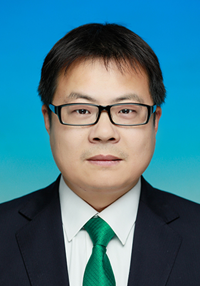 万子刚.jpg 万子刚.jpg